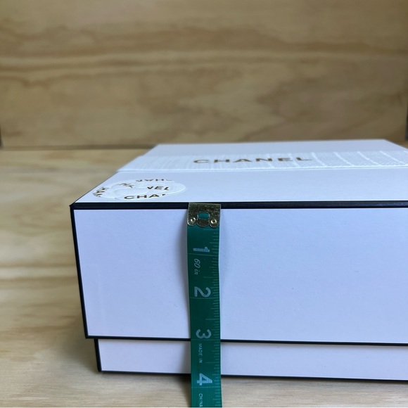Original Chanel Holiday Gift Box (Empty Box) - Picture 5 of 6